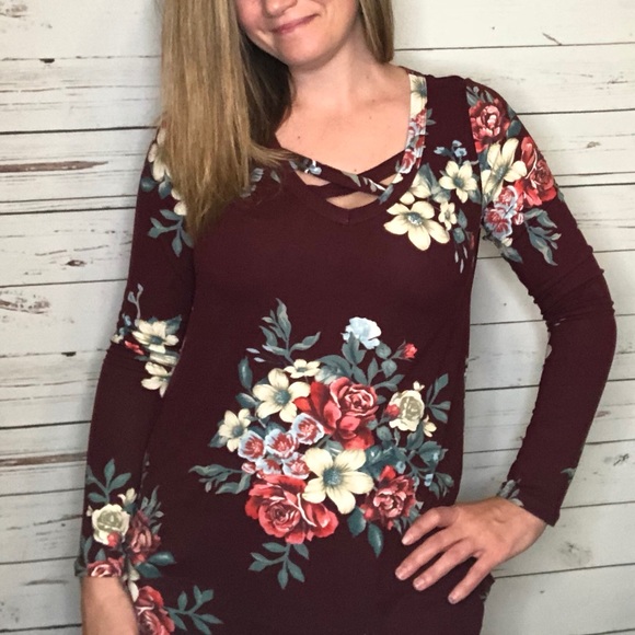 Tops - Floral Criss Cross Long Sleeve Top